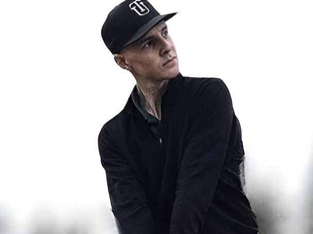 A portrait of Dustin Barr